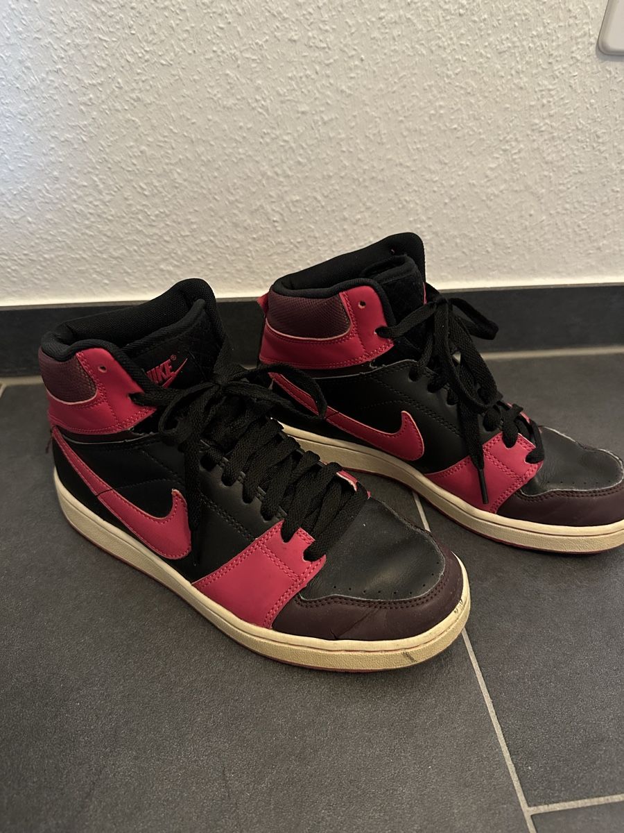 Nike Herrenschuhe: Nike High-Top Sneaker – Gebraucht aus Basel von jane_2h95