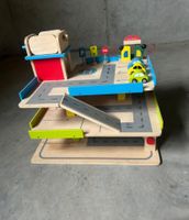 Spielzeug aus Holz Holzspielzeug Parkhaus Garage Parking
