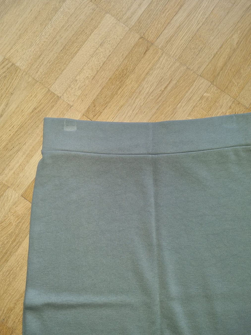 Jupes: Jupe Gr. S grün – Neuf (Voir description) à Zofingen par Felpa 1