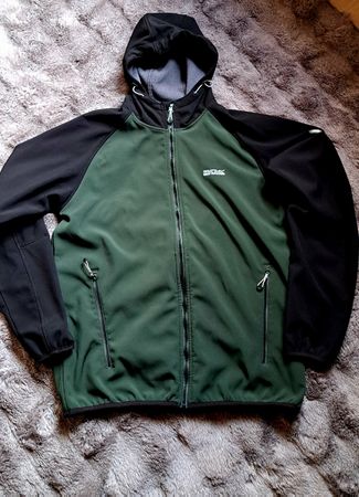 Regatta Softshell Jacke mit Kapuze grün schwarz Grösse L