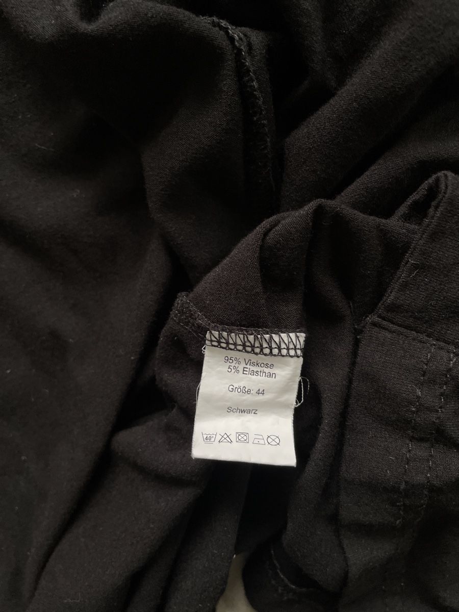 Giacche: Leichte schwarze Damenjacke, Myline, Grösse 44 – Usato da Adligenswil venduto da Treegarden 2