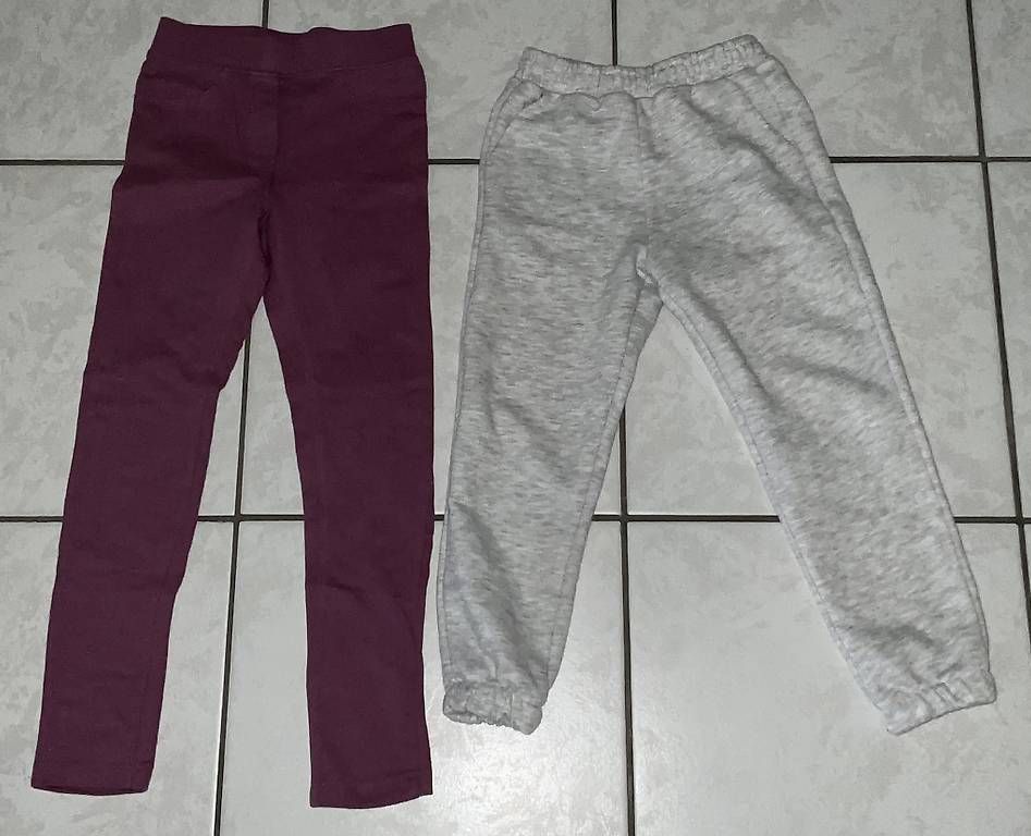 Lotti & Set di vestiti: Habits enfant taille 7-8ans – Usato da Neuchâtel venduto da aldinho02