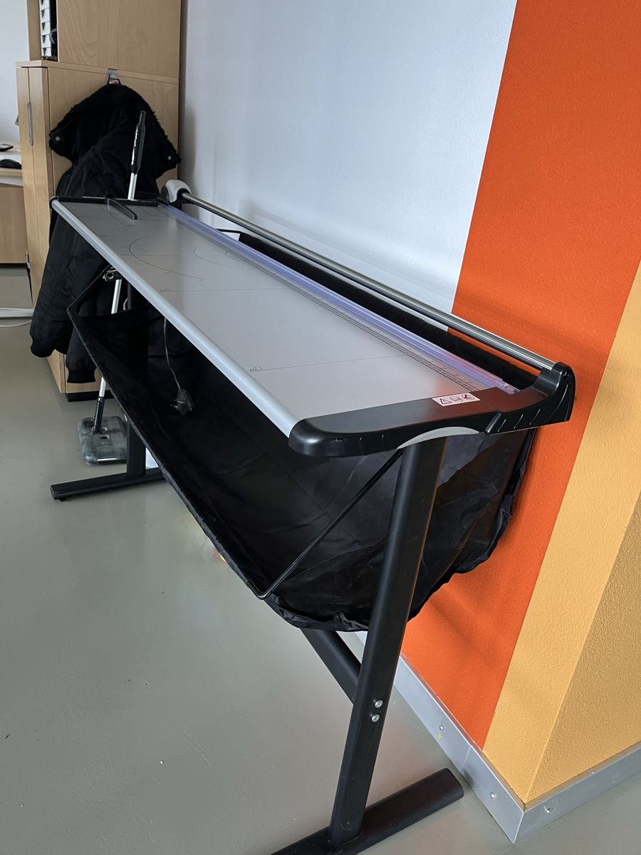 Altro materiale per ufficio: Olympia Massicot de coupe TR 1307 - A0 – Usato da St-Cergue venduto da Stekuff 2