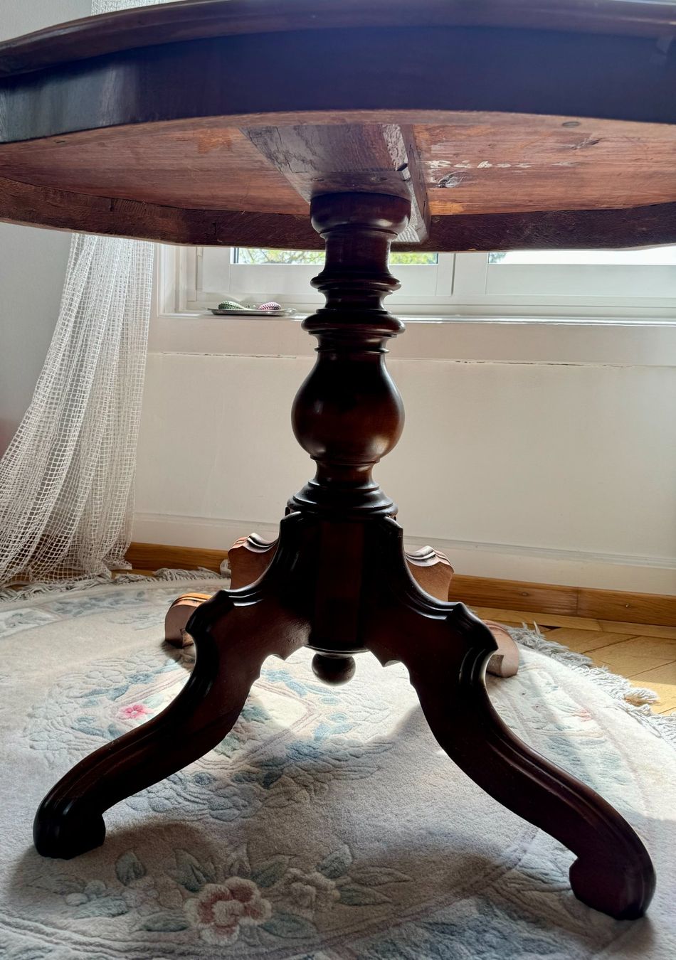 Tavoli: XIX Century Louis-Philippe Mahogany Table – Usato da Zürich venduto da kasiaf 3