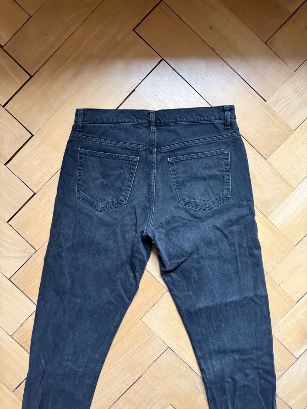 Zara Jeans: ZARA - Jeans schwarz 42 (M) – Usato da Zürich venduto da Diazaio 2