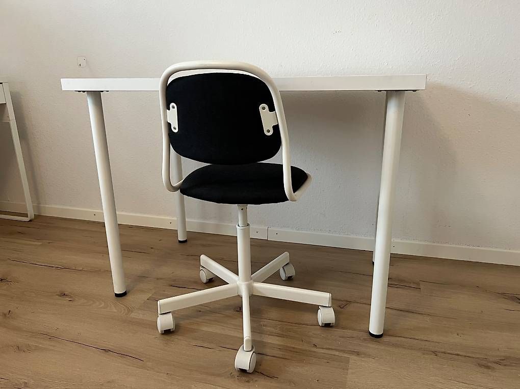 Regale: Regal & Schreibtisch – Gebraucht aus Hofen SH von KoA_96kq 3