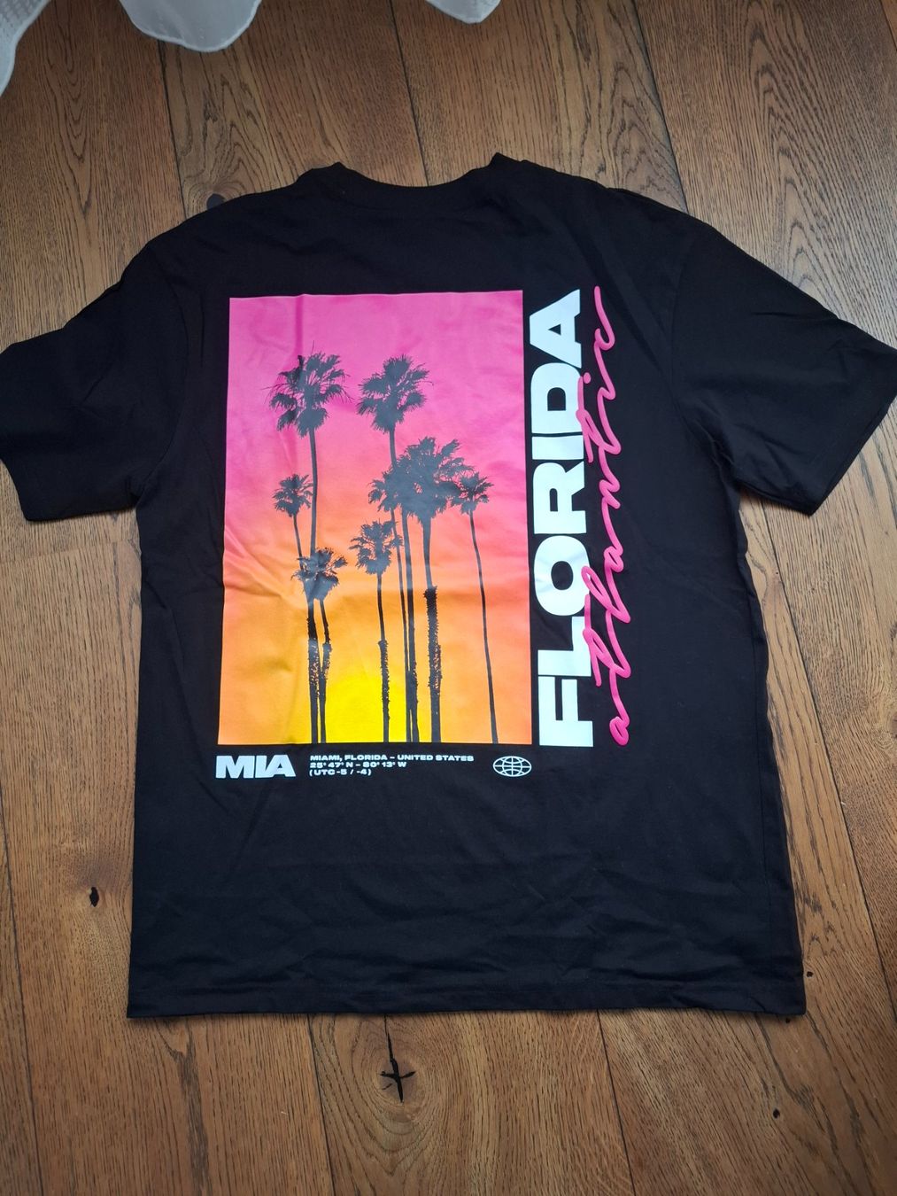 T-shirt: T-Shirt Miami Florida – Nuovo (secondo la descrizione) da Rotkreuz venduto da Strudi 1