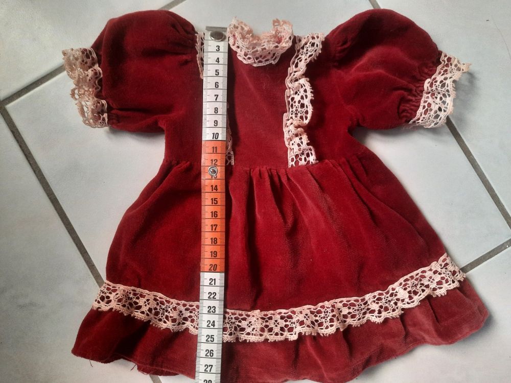 Ancienne ROBE en organdi avec petit SAC en nacre pour Poupée
