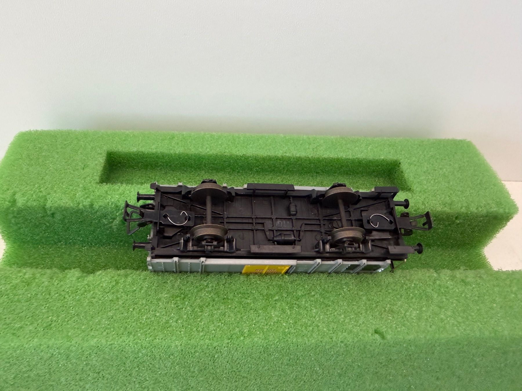 Piko Modelleisenbahnen: Piko K2 gedeckter Güterwagen Maggi – Gebraucht aus Büsserach von ModellbahnDepot 6
