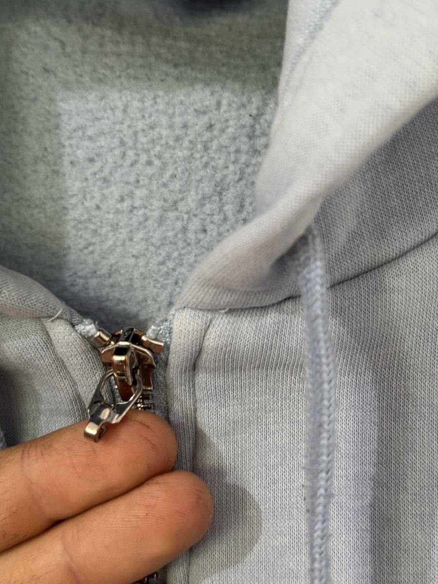 Maglioni & Felpe: Juicy Couture hellblau Kapuzenpullover Grösse XS, oryginal – Usato da Wetzikon ZH venduto da Jan_wojt 2