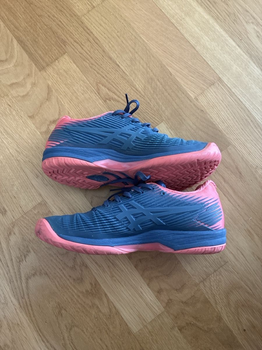 Asics Scarpe da donna: ASICS Solution Speed FF Grösse 39,5 – Usato da Zürich venduto da banane70 1