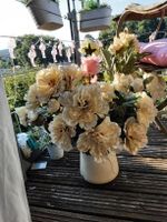 Schöne Kunst-/Seidenblumen, 2 grosse Bouquets