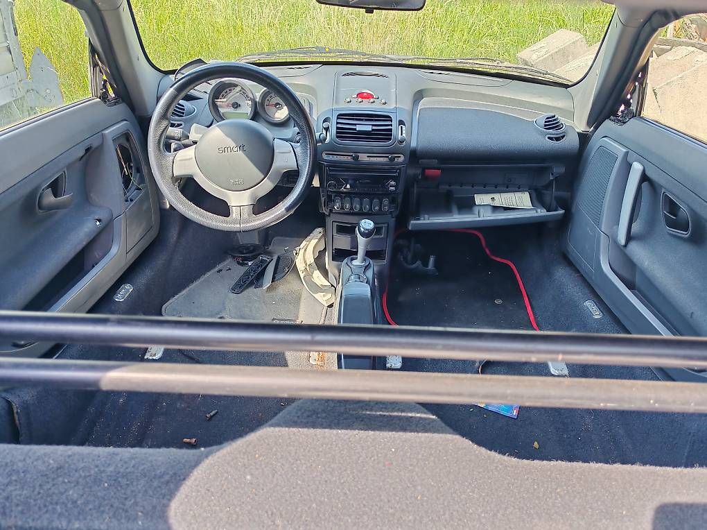 Smart Tutti pezzi di ricambio auto: Smart Roadster vari pezzi su richiesta – Usato da Cadenazzo venduto da Mulinacu 3