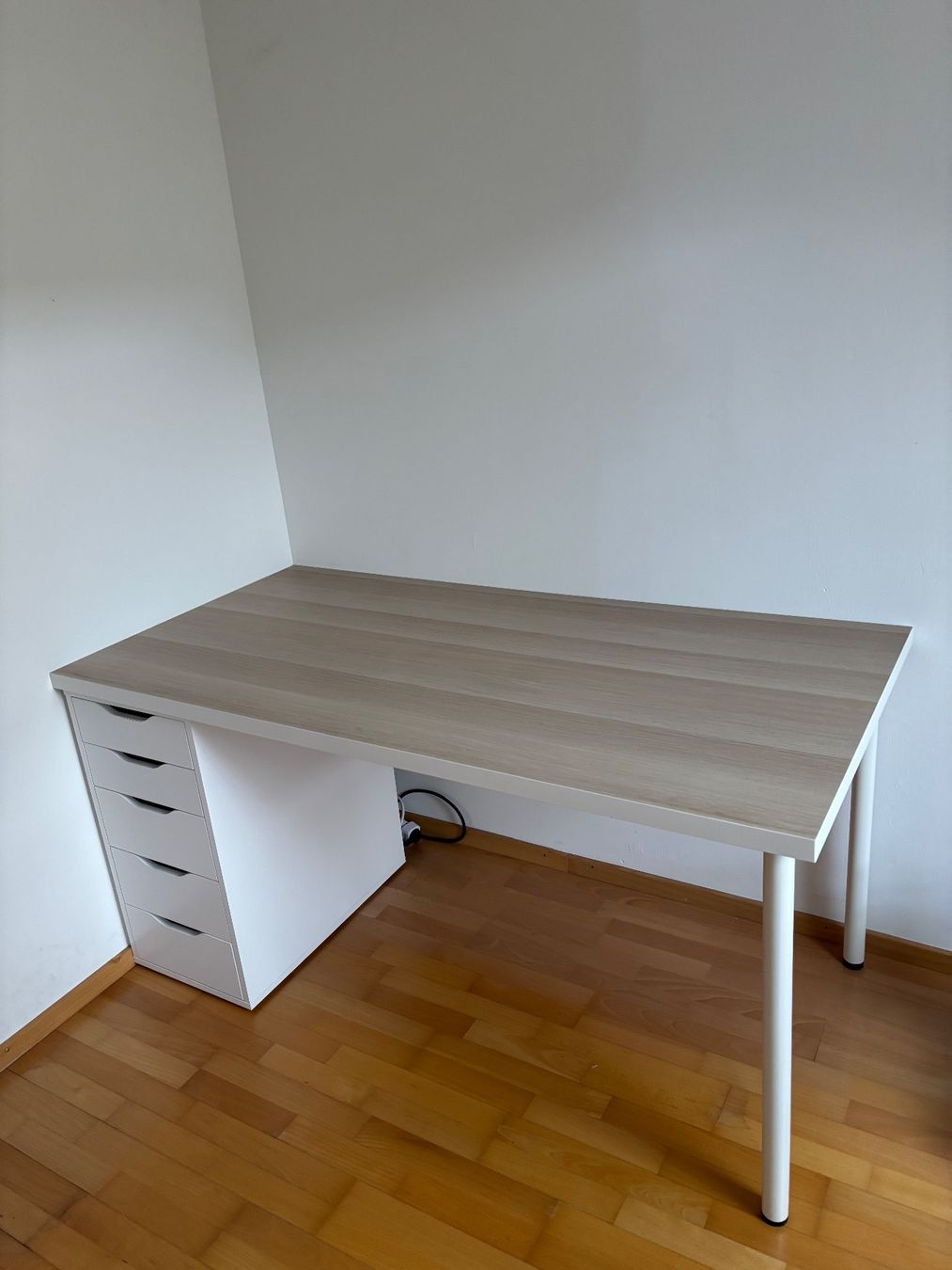 Ikea Piatti di portata: Ikea Schreibtischplatte – Usato da Zürich venduto da vin_vq88 2