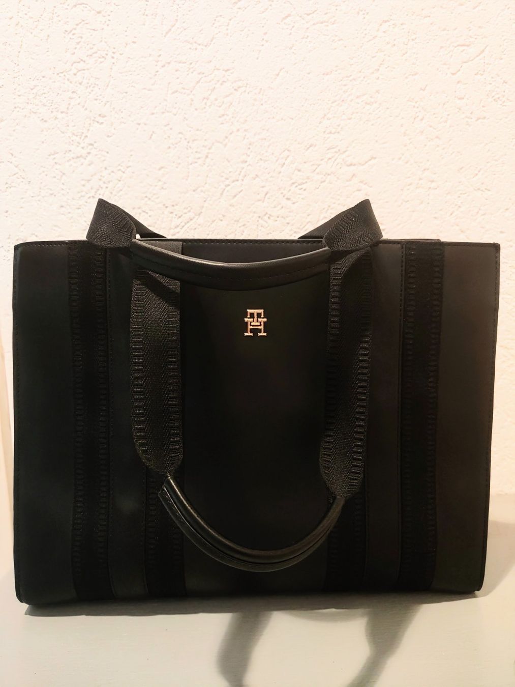 Tommy Hilfiger Borse da donna: Sac à main Tommy Hilfiger – Nuovo (secondo la descrizione) da Biel/Bienne venduto da notfun