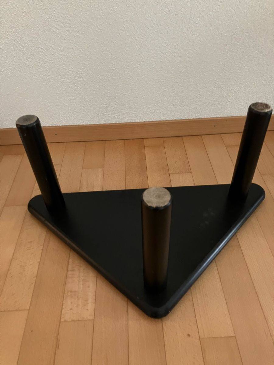Staffa per monitor: Eckregal/ Eckmonitorständer/ Beistelltisch 64x46x46x28 cm – Usato da Stäfa venduto da ummroxana 1