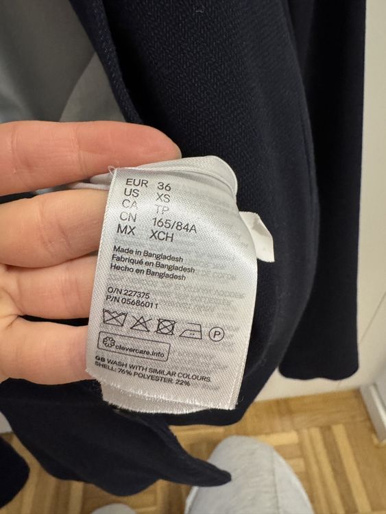 H&M Ensembles & Tailleurs: H&M Blazer Gr. 36 Dunkelblau Top Zustand Elegant – D'occasion à Schlieren par itsquality 4