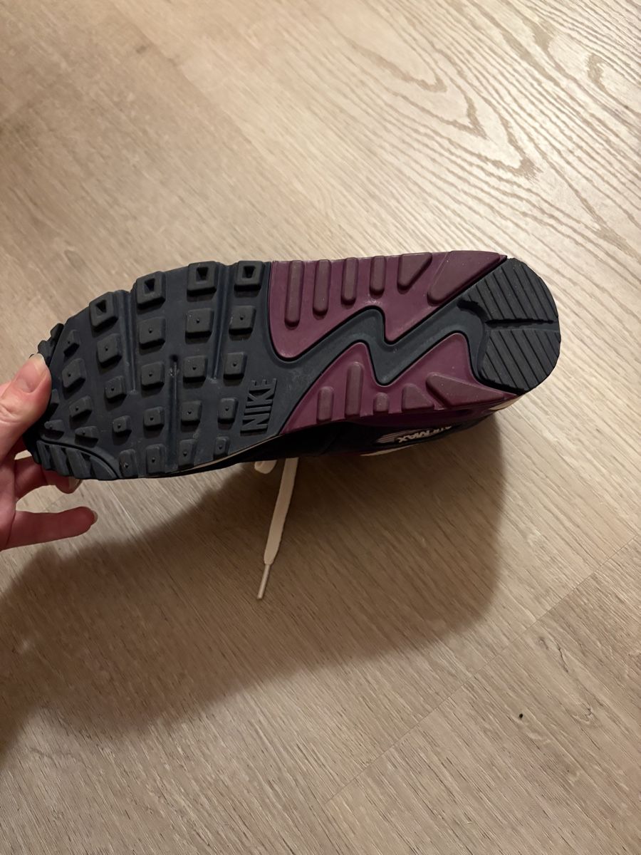 Nike Scarpe da donna: Nike Air Max 90 – Nuovo (secondo la descrizione) da Linden venduto da martina_iwana 6
