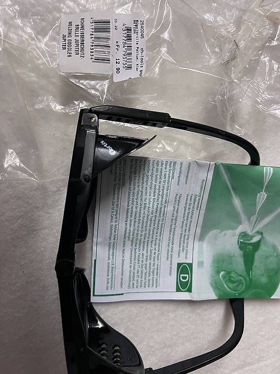 Brillen & Gläser: Schweissschutzbrille – Neu und originalverpackt aus Schinznach-Bad von w.tischler 1