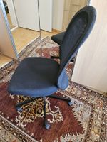Bequemer, schwarzer Bürostuhl zu verkaufen