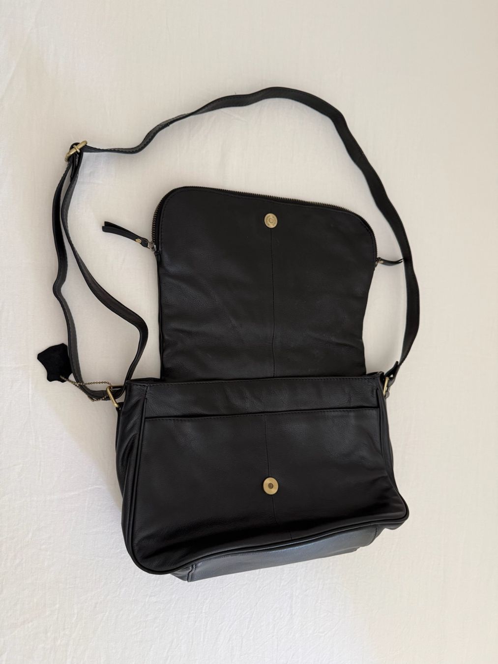 Borse da donna: Betty London - Sac en cuir noir – Usato da Sion venduto da accroshoes 1