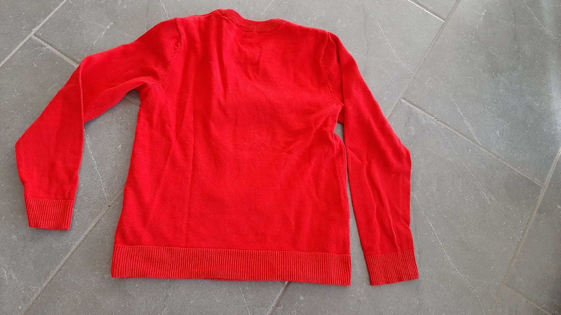 H&M Maglioni & Felpe: Pullover Rentier/Elch Grösse 122/128 – Usato da Dübendorf venduto da Luuuusmeitli12 2