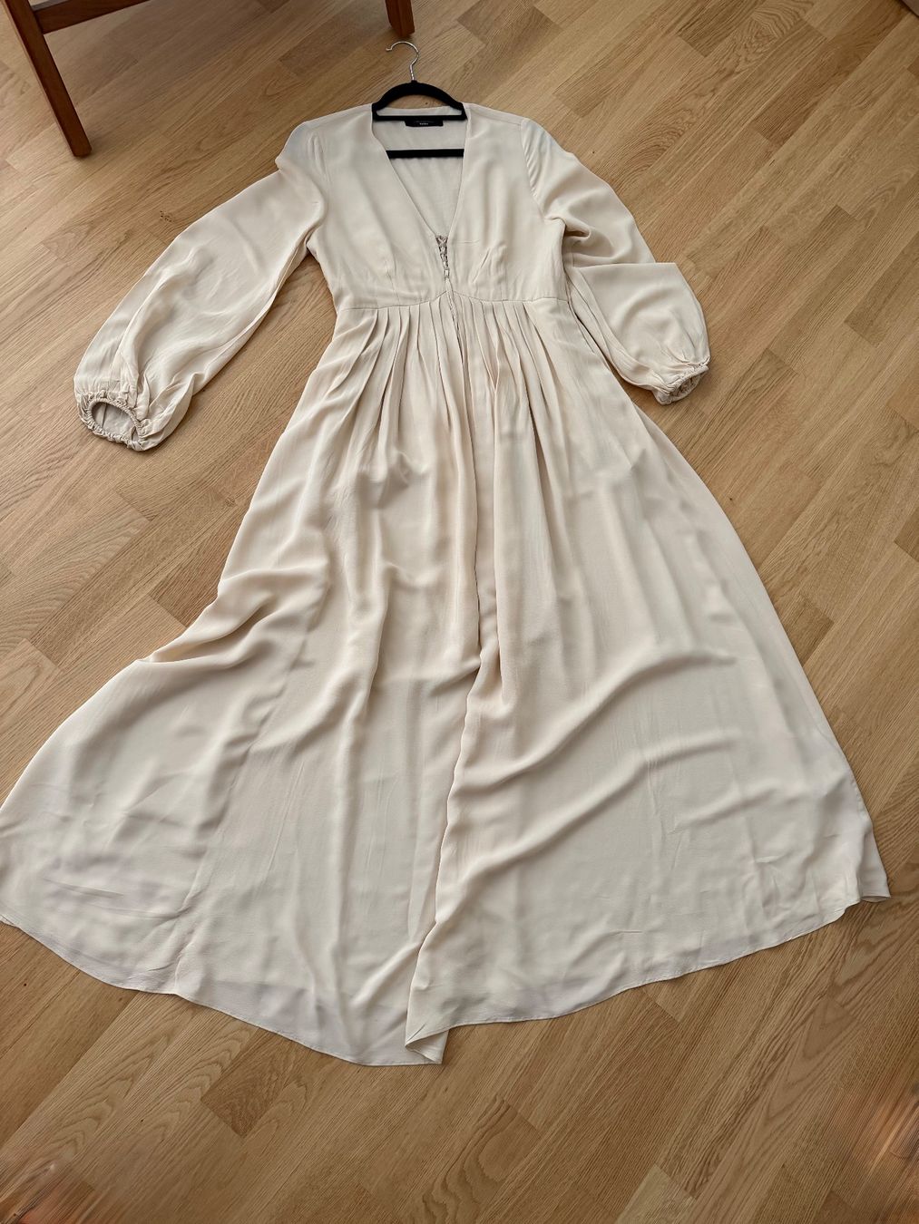 Max Mara Vestiti: beiges Kleid von Max Mara Grösse 38 – Usato da Zürich venduto da aha_v2zt 6