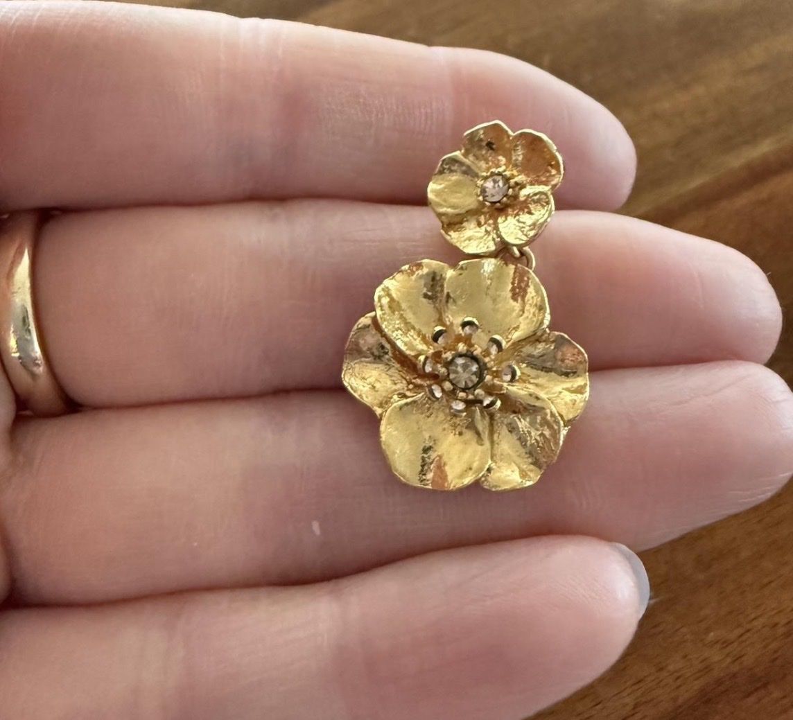 Boucles d'oreille: Beautiful Gold Flower Earrings  – D'occasion à Bottmingen par Itsclaire 2