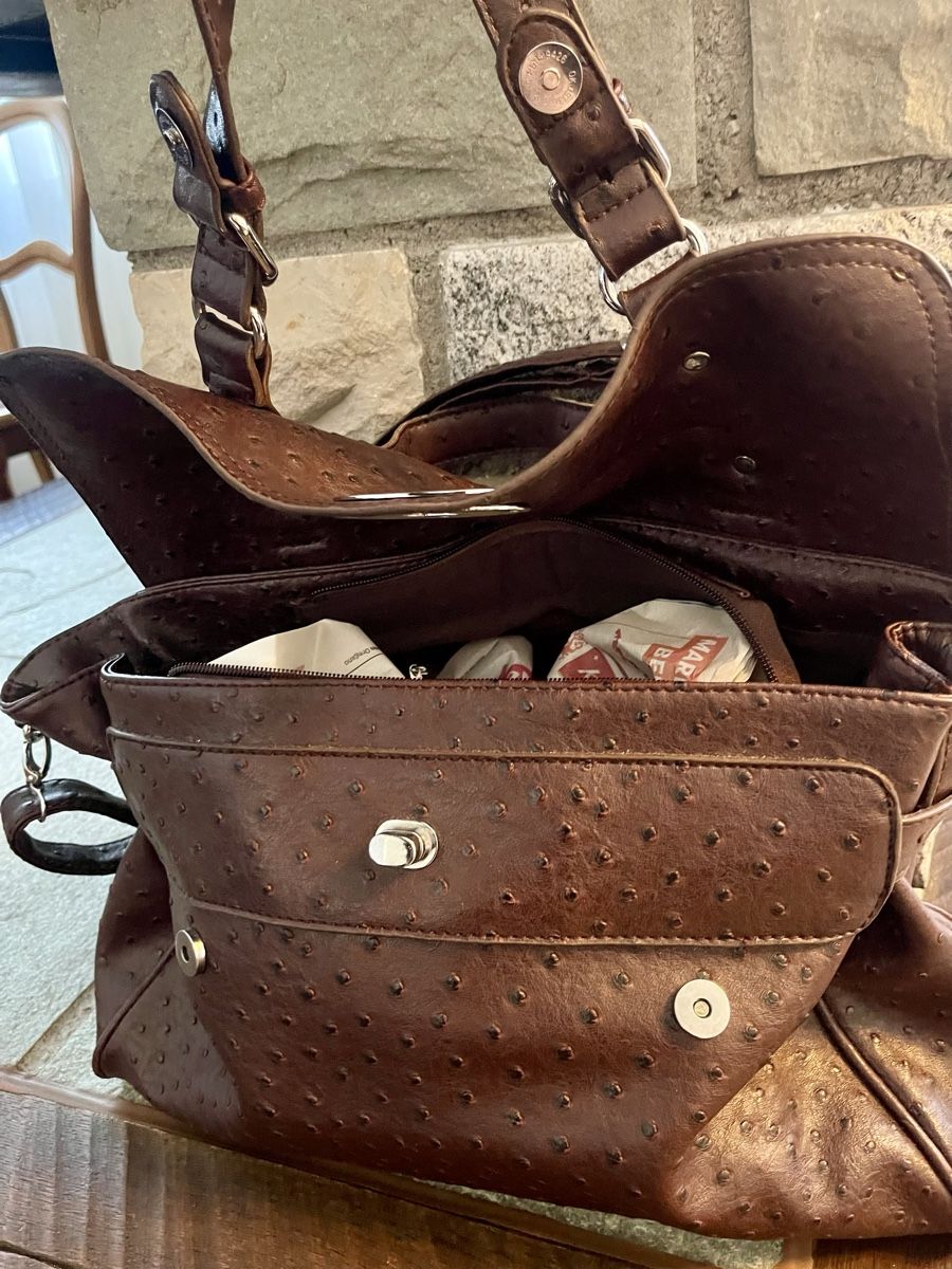 Borse da donna: Braune Handtasche mit Henkel – Nuovo (secondo la descrizione) da Meikirch venduto da Hilfe_Waisentiere 1