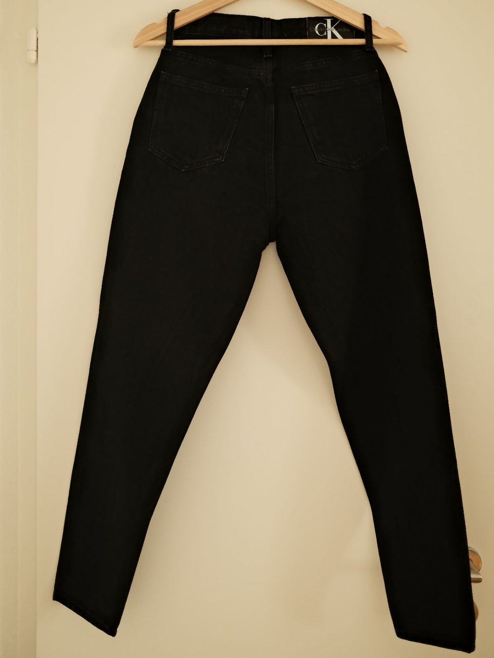 Calvin Klein Jeans: Calvin Klein Mom Jeans W27 – Usato da Thun venduto da angerber 2
