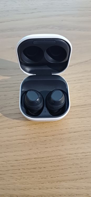 Samsung Kopfhörer: Samsung Galaxy Buds FE – Gebraucht aus Genève von njia