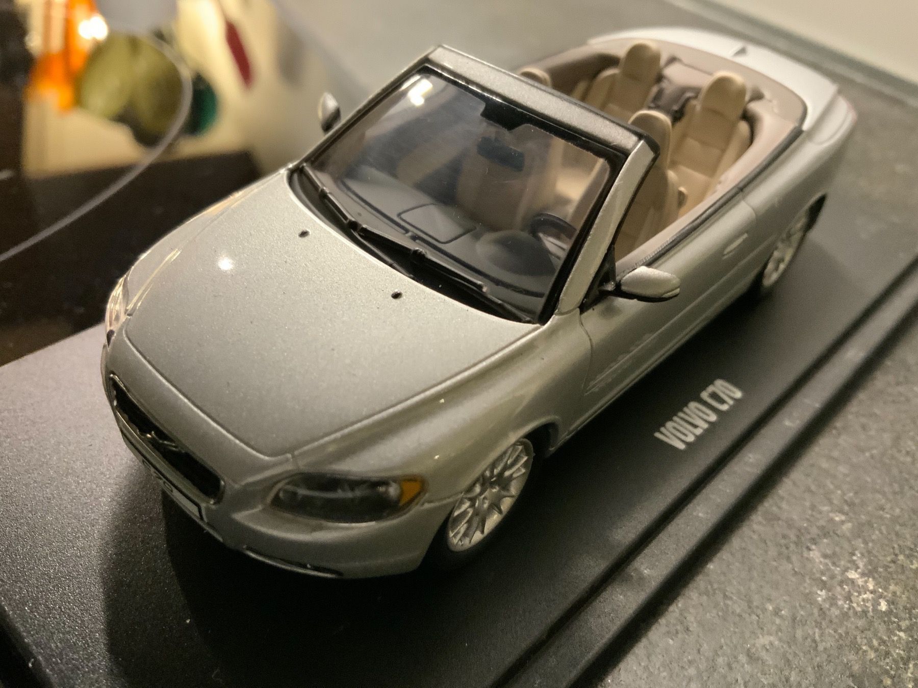 Volvo Modellini d'auto: VOLVO C70 im Massstab 1:43 – Nuovo e nell'imballaggio originale da Erlenbach im Simmental venduto da Model_box 3