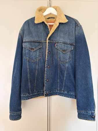 Vintage Levi’s Sherpa Denim Jacket – No Hand Pockets