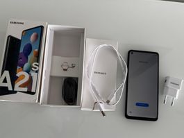 Samsung A21s mit  original Box, Ladegerät, Adapterkabel ...