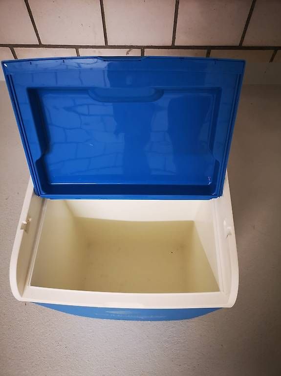 Frigoriferi & Refrigeratori: Kühlbox Campinggaz – Usato da Münchenbuchsee venduto da Bussistyle