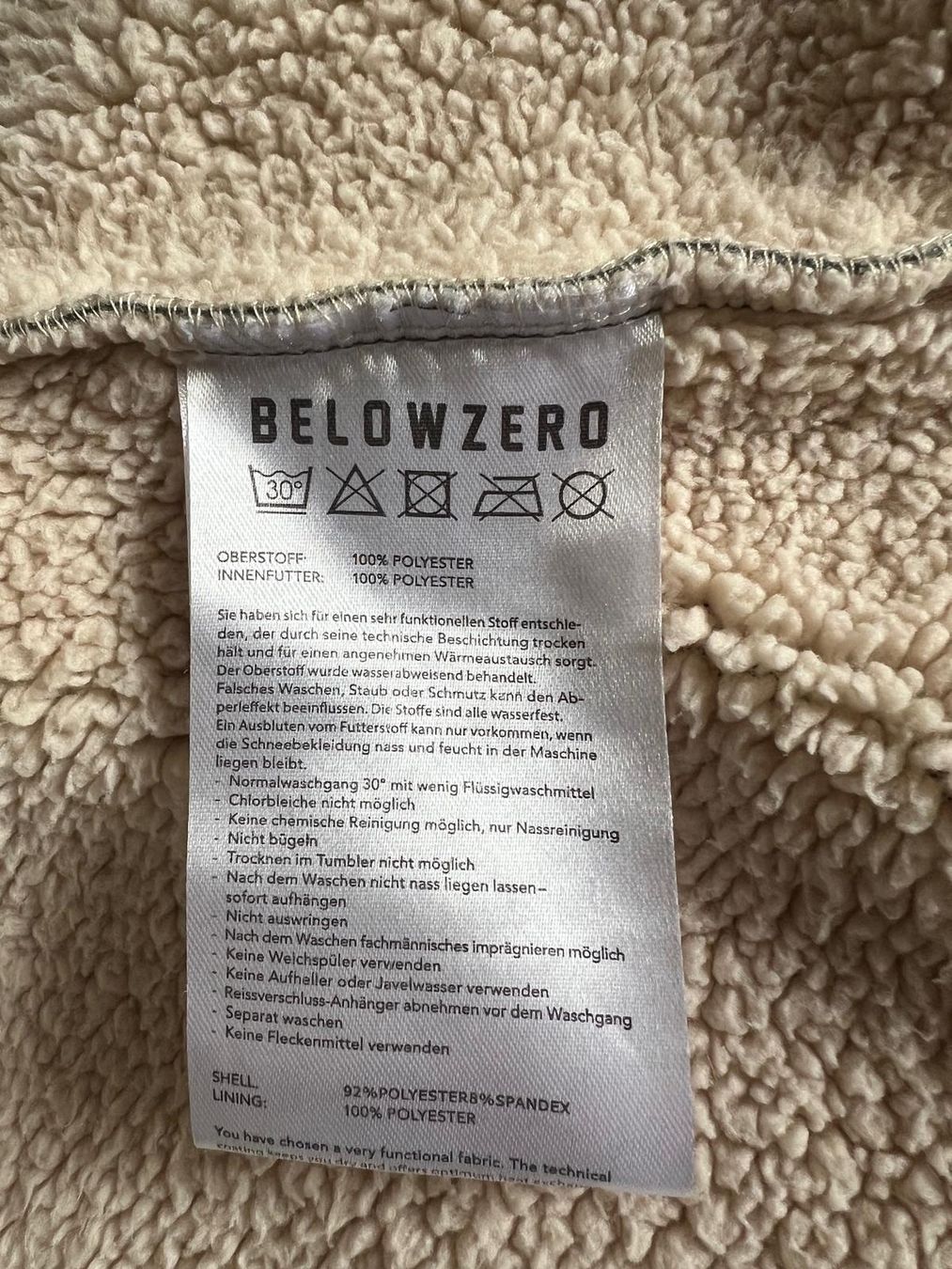 Giacche: Jacke Belowzero Switzerland – Usato da Horw venduto da coalva980001 2