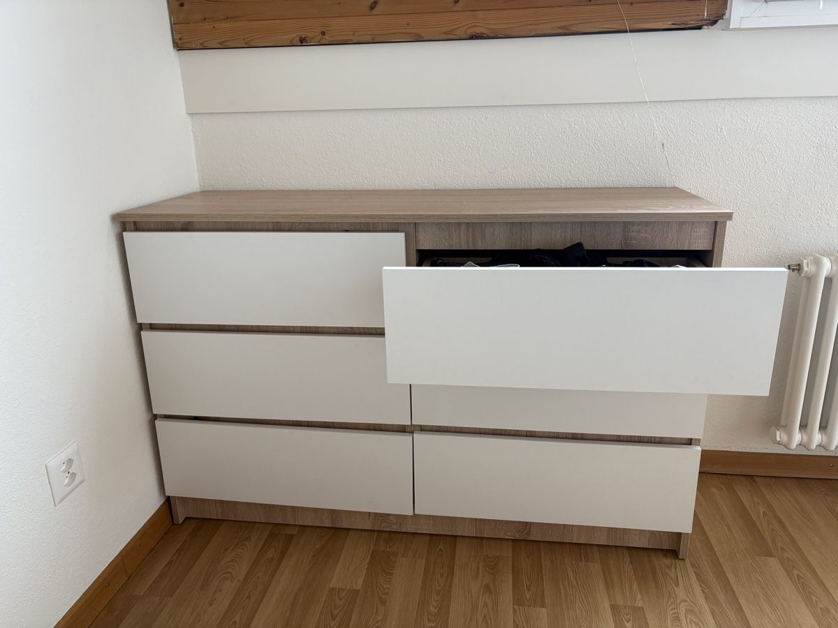 Cassettiere: White 6-Drawer Dresser: Stylish Storage Solution! – Usato da Schwarzenburg venduto da pge_l72m 1