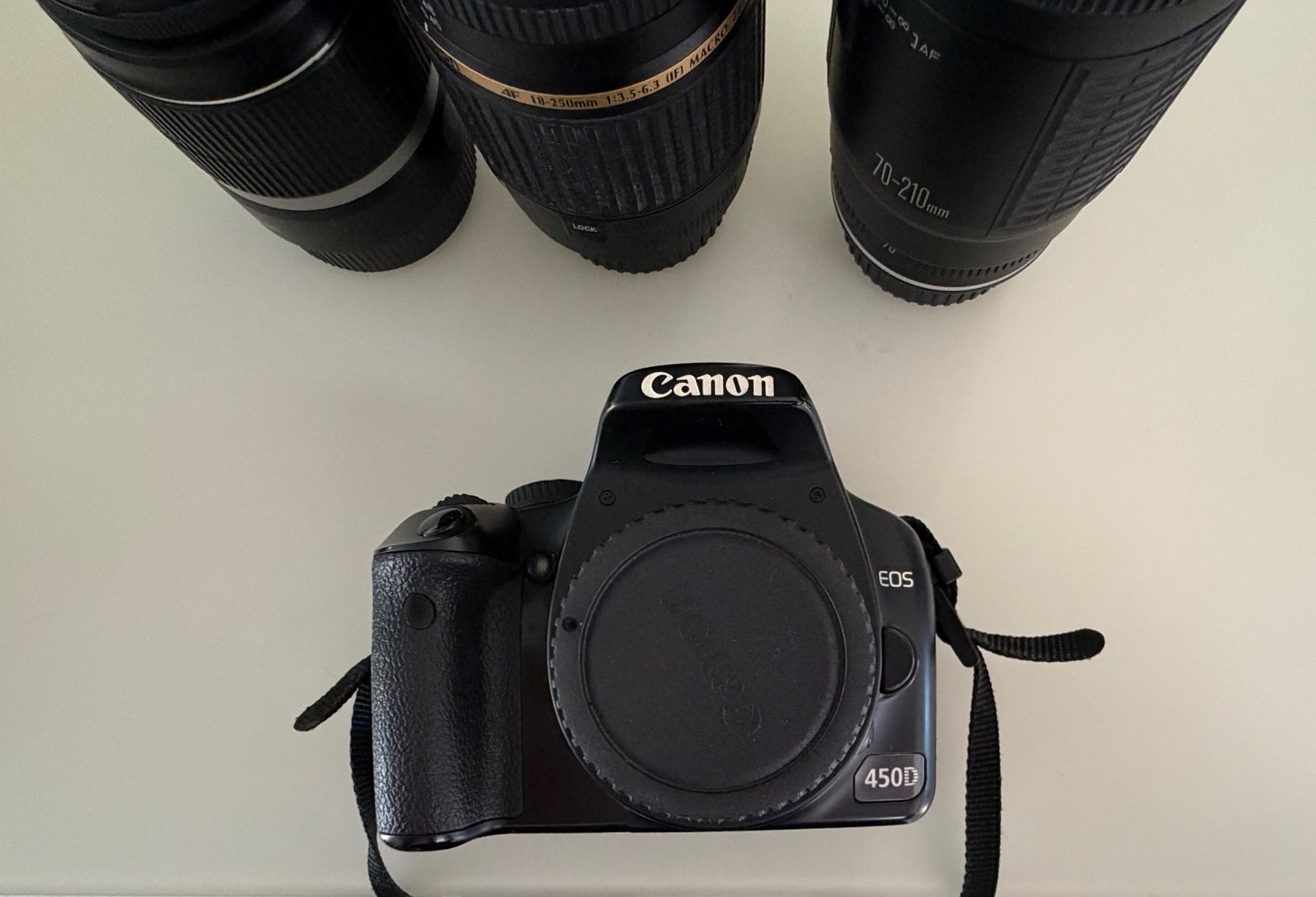 Canon Fotocamera: Zu verkaufe ist eine Canon Kamera EOS 450 D – Usato da Zürich venduto da Et