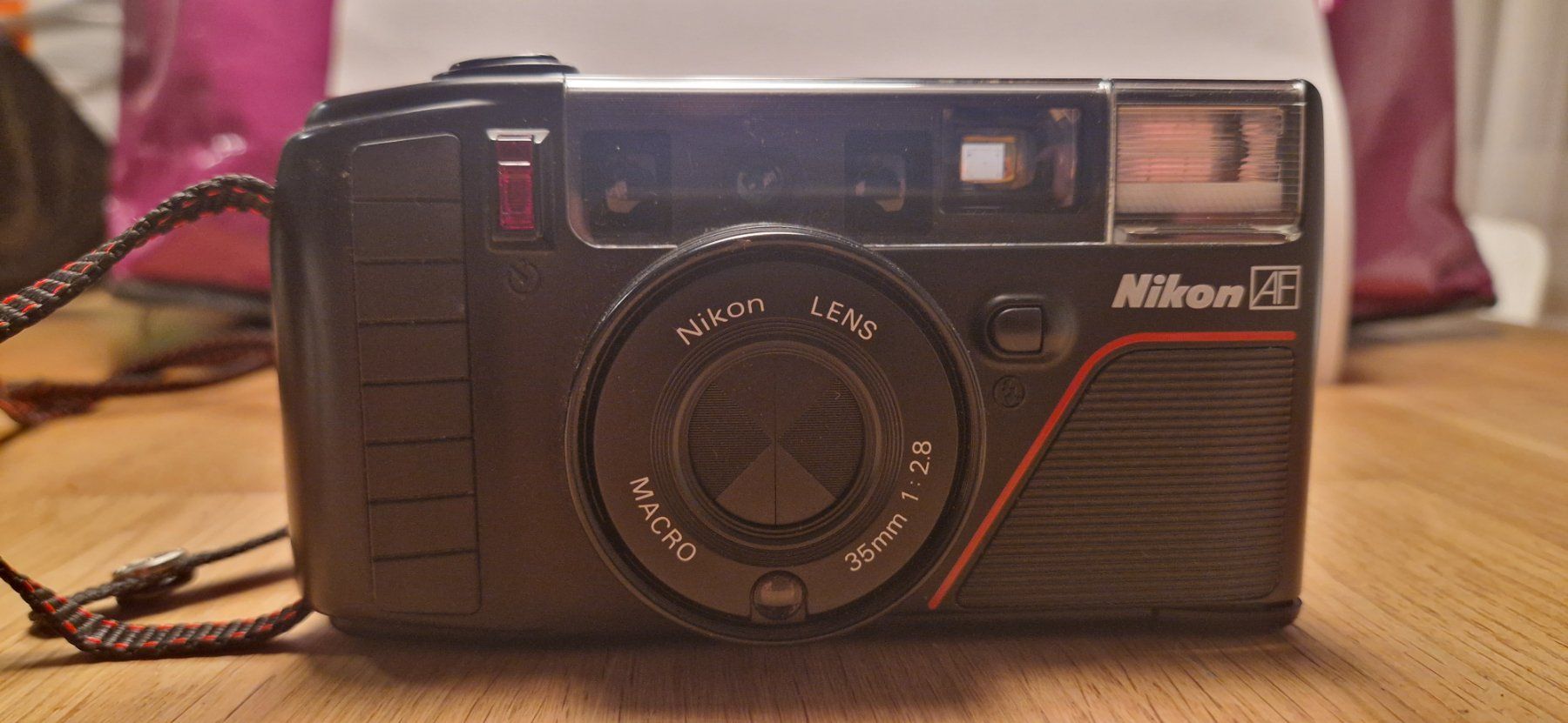 Nikon Fotocamera: Kultkamera Nikon AF3 – Usato da Zürich venduto da Lina049