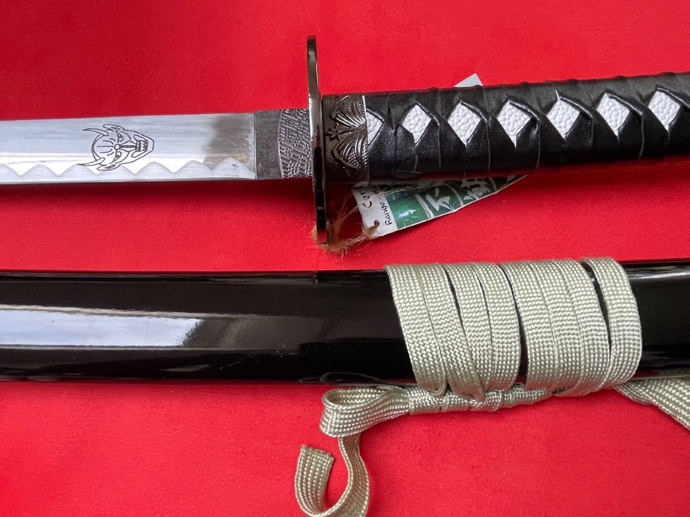 Jean Fuentes Katana Miruku – Schwarz, Kohlenstoffstahl-Klinge 70 Cm, Scharfe Kampfkunst-Waffe, Beidhändig