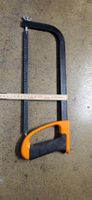 Handsäge Bügelsäge Metallsäge mit Griff.