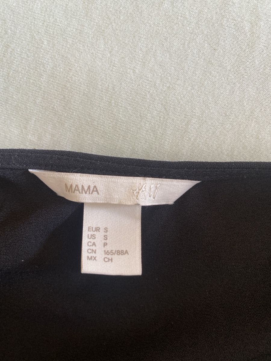 H&M Robes: Robe de grossesse noire S – D'occasion à Fribourg par noh_8sl2 1