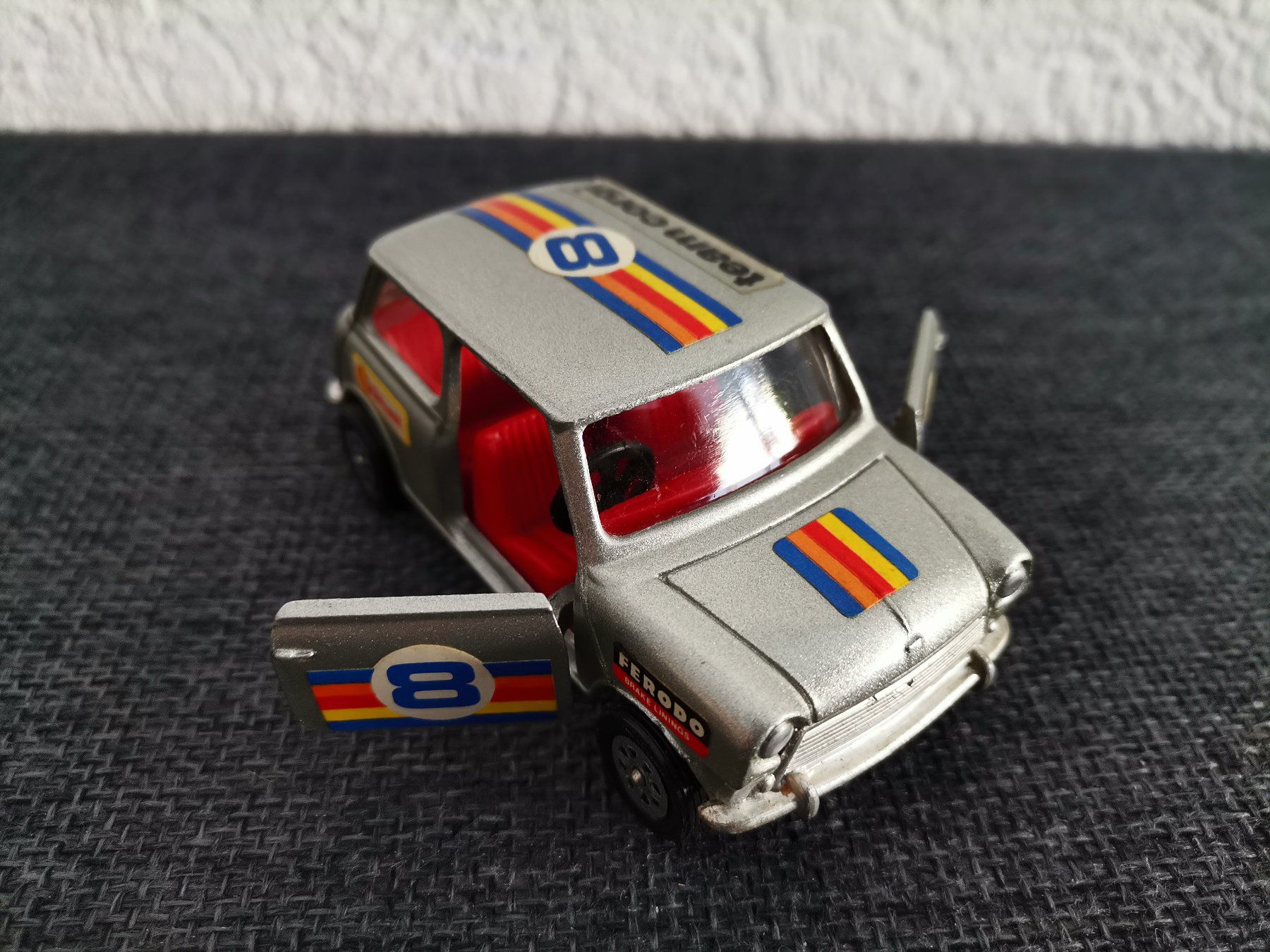 Corgi Toys Modellautos: Corgi 201 Mini 1000 Corgi Team Great Britain – Gebraucht aus Onex von Neimad7 5