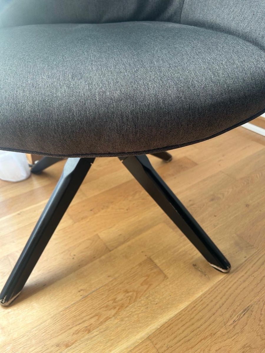 Conforama Sedie: Graue Esstischstühle – Usato da Wil SG venduto da edo_mj8h 1