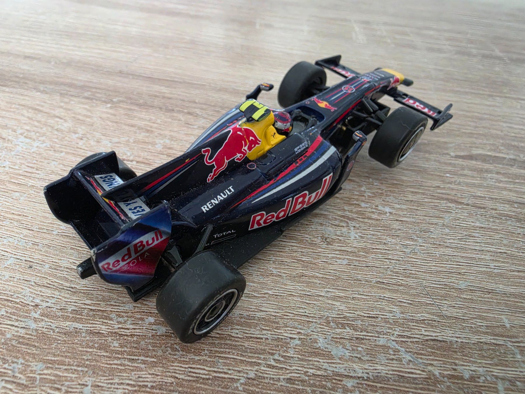 Carrera Modellini d'auto: Carrera Go Auto "Formel 1" mit RedBull – Usato da Sempach venduto da Knuckles17 1