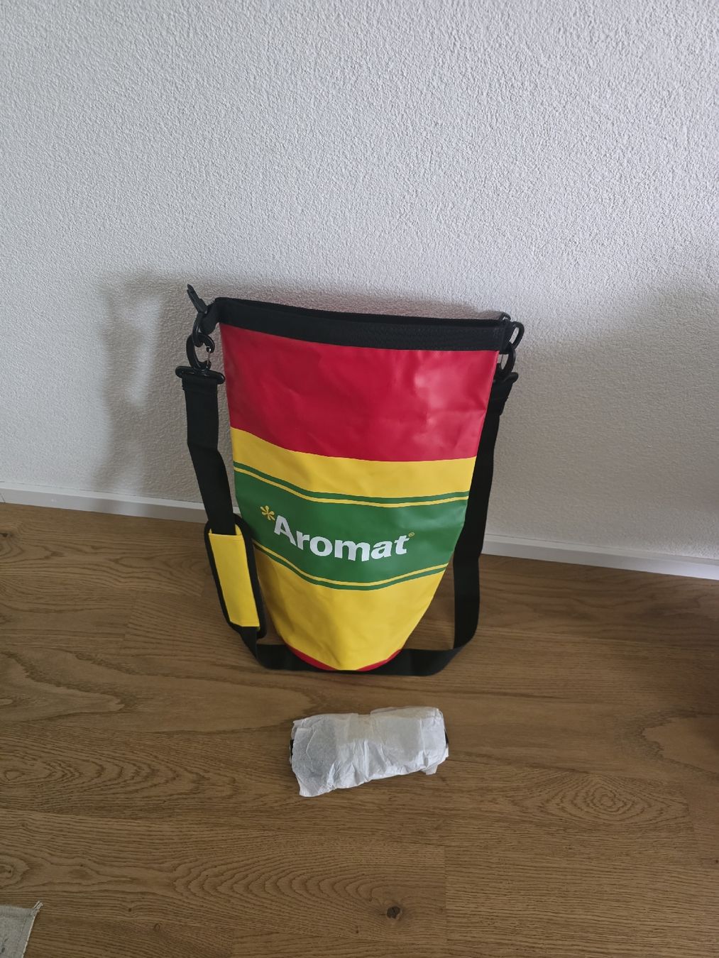 Zaini: Aromat Dry Bag mit Tragegurten neuwertig – Usato da Lausen venduto da Loran13