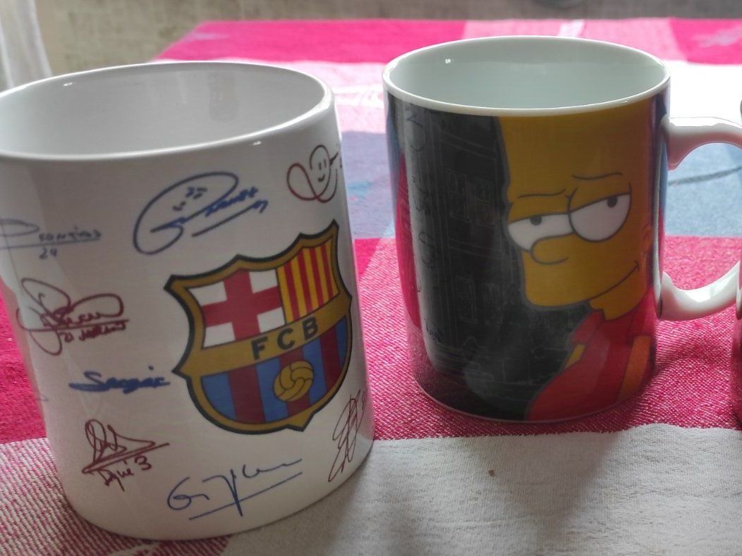 Tazze: 2 mugs collection – Usato da Renens VD venduto da cla_7zv5