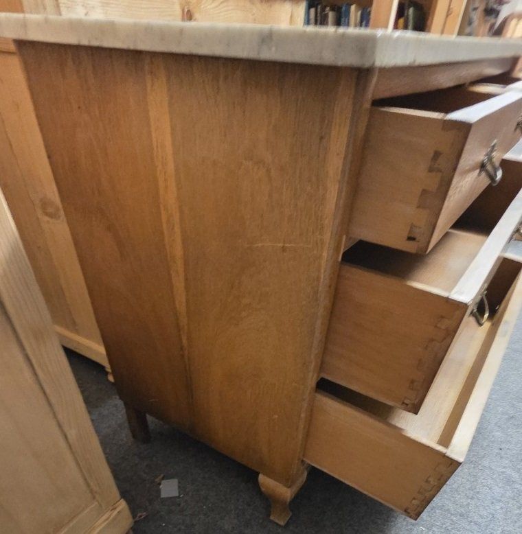 Kommoden: Antike Holzkommode mit Marmorplatte & Muschelgriffen – Gebraucht aus Flums von Flumsantik 2