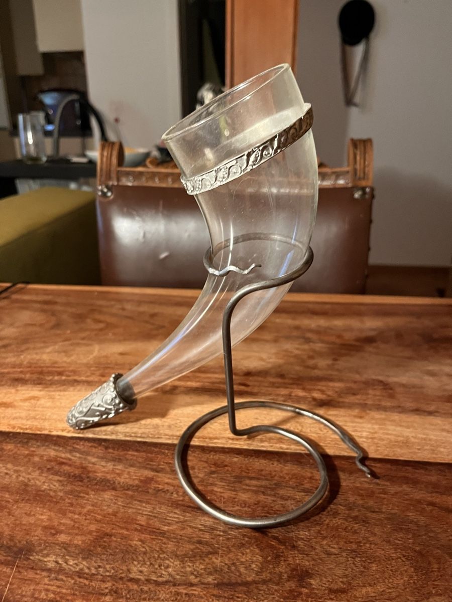 Gläser: Trinkhorn Glas – Gebraucht aus Trimbach von Ninusch