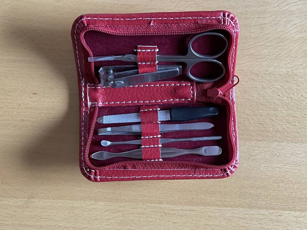 Manicure: Maniküre Set Neu – Nuovo e nell'imballaggio originale da Kriens venduto da Angie88 2